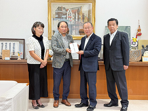 掮